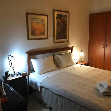 μελίτατα 12 * Rethymno