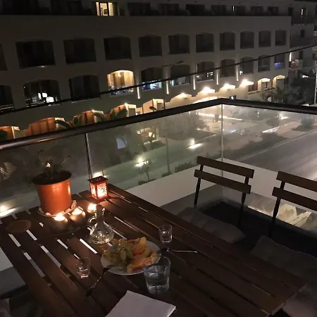 μελίτατα 12 Apartmán *